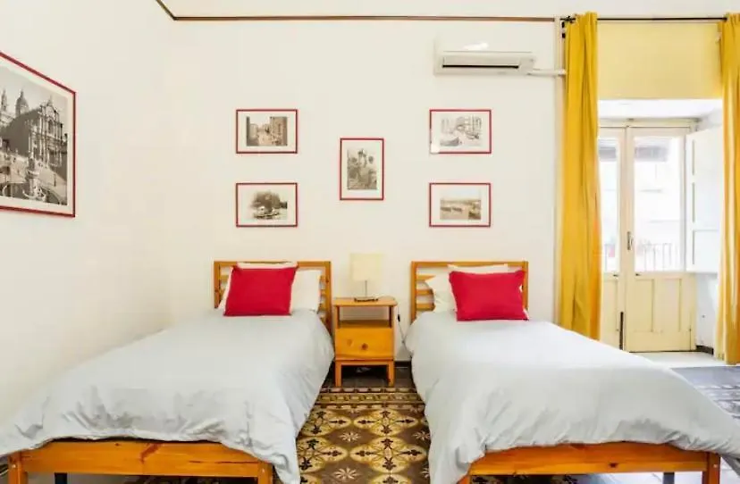 Albachiara Guesthouse كاتانيا
